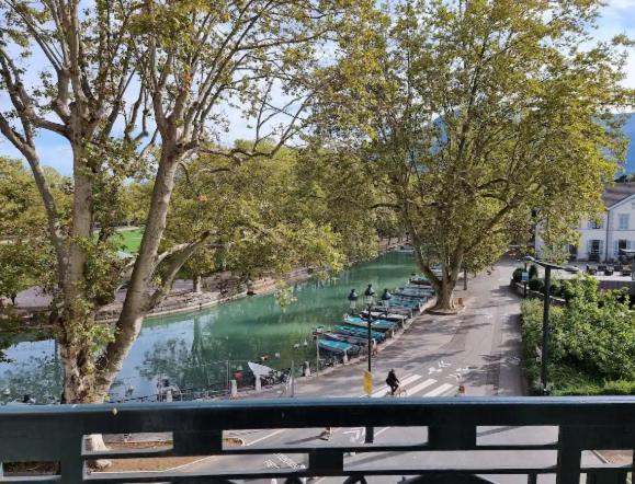 Le Ness - Face Au Pont Des Amours - Majord'Home Άννεσι Εξωτερικό φωτογραφία